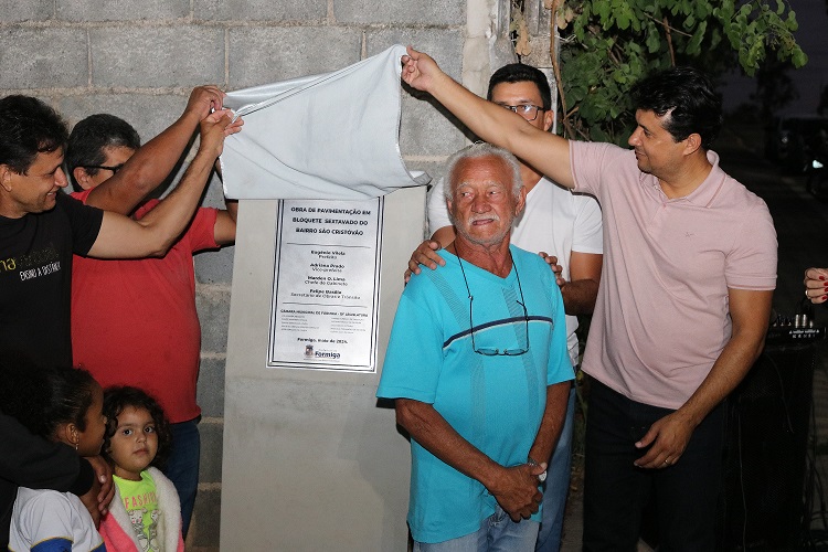 Pavimentação do bairro São Cristóvão é inaugurada