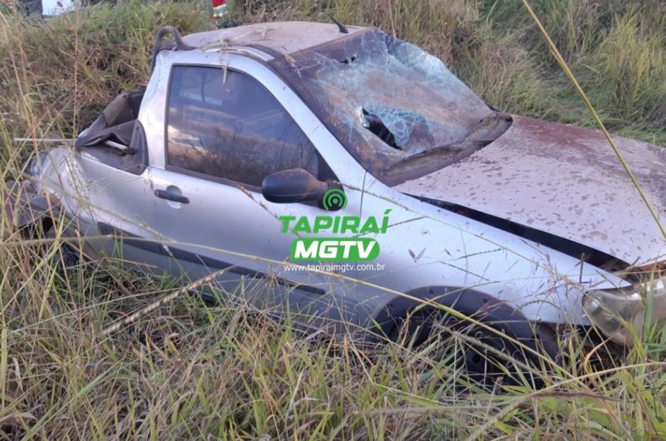 Motorista morre e passageiro fica ferido após acidente na BR-262