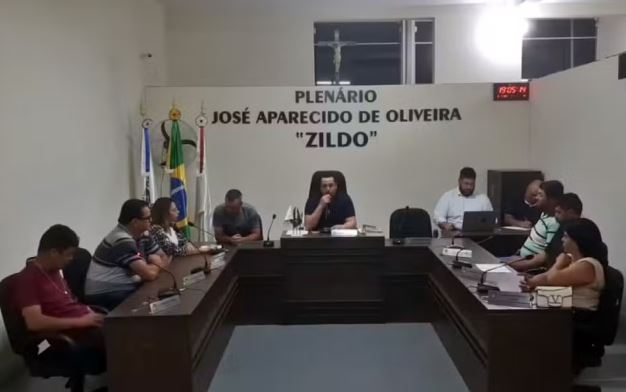 Vereadores pedem cassação do presidente da Câmara após suspeita de envolvimento com menor de idade em Toledo