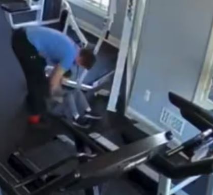 Pai que forçou filho a correr por estar ‘gordo’ é julgado pela morte da criança