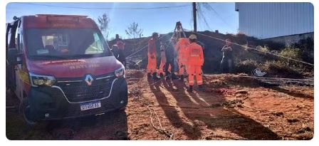 Homem cai em cisterna e morre após tentar apagar fogo em vegetação