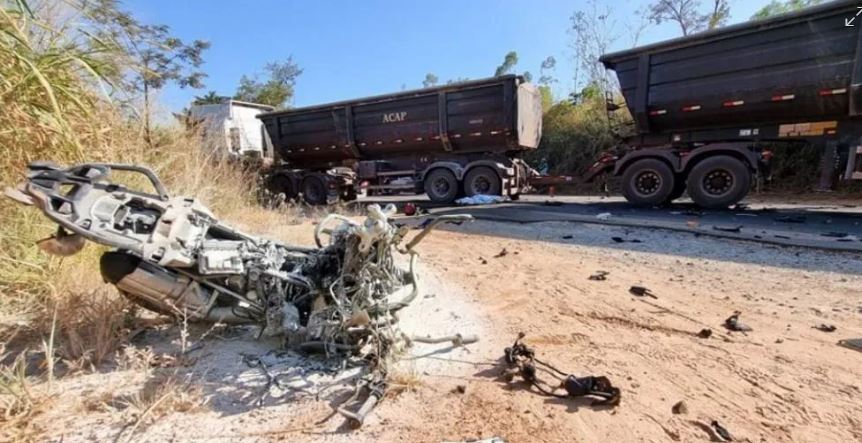 Médico de Santo Antônio do Monte morre em grave acidente