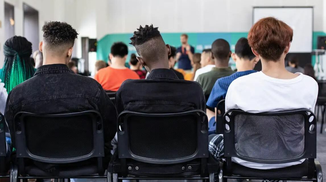 Oito em cada dez professores já pensaram em desistir da carreira
