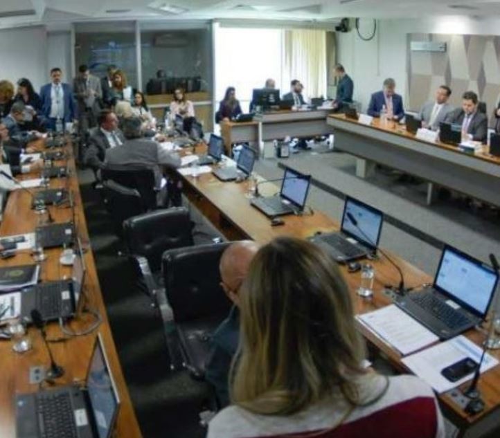 Senado aprova projeto que autoriza castração química para estupradores