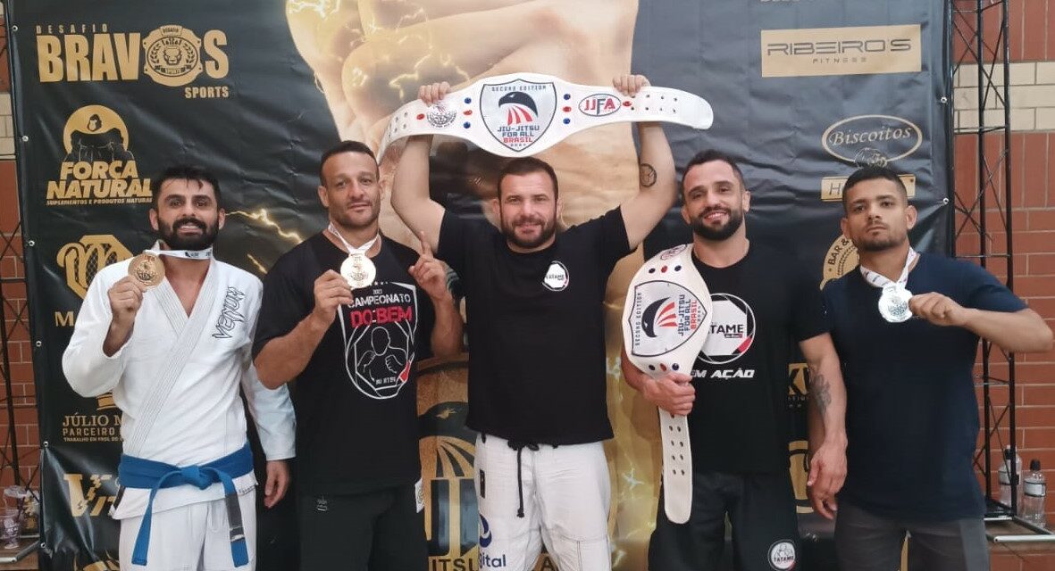 Atletas do Tatame do Bem conquistam dois cinturões e três medalhas em Belo Horizonte