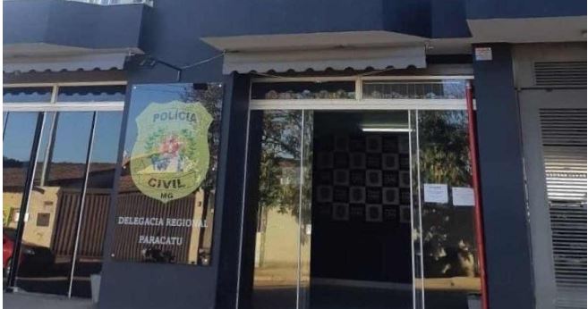 Homem cai de bicicleta e dá facada em pessoa que supostamente riu dele