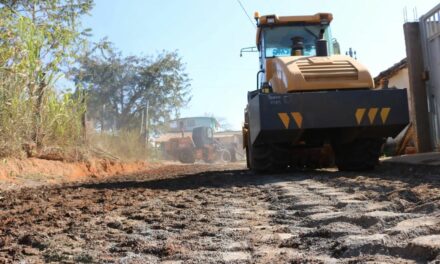 Obras de pavimentação na comunidade de Timboré são retomadas
