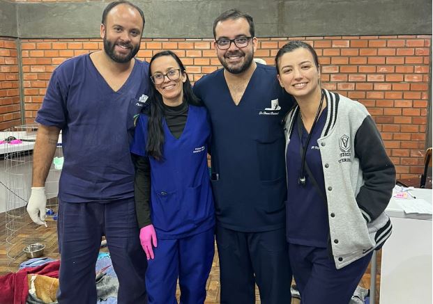 Egressa de Medicina Veterinária do Unifor-MG atuou na linha de frente de atendimentos no RS