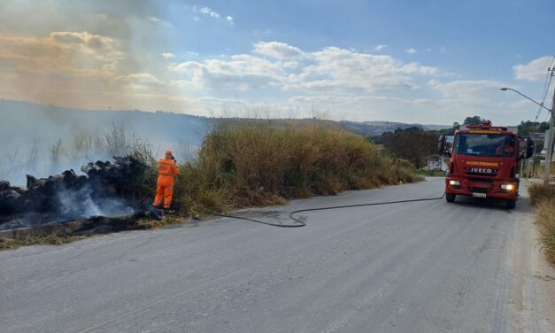 Incêndio às margens da MG-050  é controlado pelo Corpo de Bombeiros de Formiga