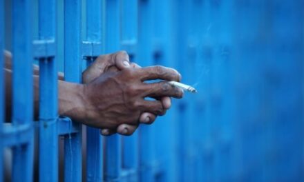 Governo de MG diz que recolheu cigarros em 80% das unidades prisionais; prazo para retirar tabaco acaba hoje