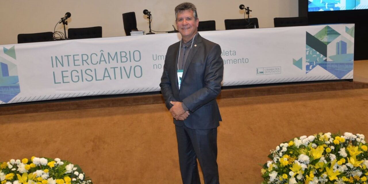 Presidente da Câmara de Formiga participa de  Intercâmbio Legislativo em Brasília