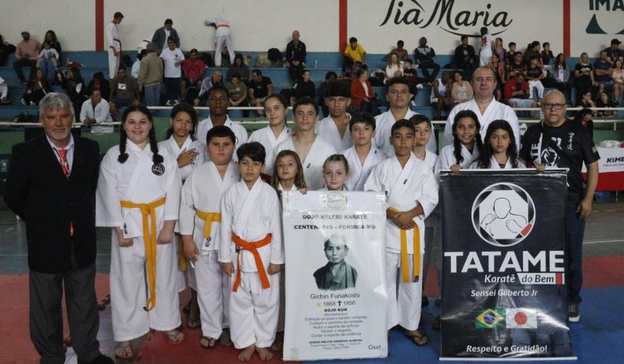 Dojo Kélcio Karatê participa de Campeonato Mineiro de Karatê Interestilos em Lagoa da Prata