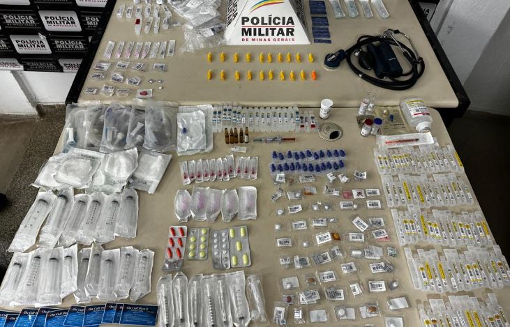 Técnica de enfermagem é presa com medicamentos desviados de hospitais em MG