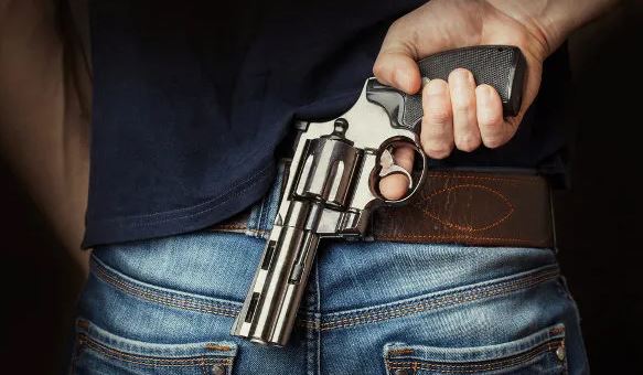 Casal é assassinado com mais de 30 tiros dentro de bar