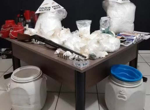 PM encontra laboratório de refino e apreende quase 300 kg de cocaína em Passos