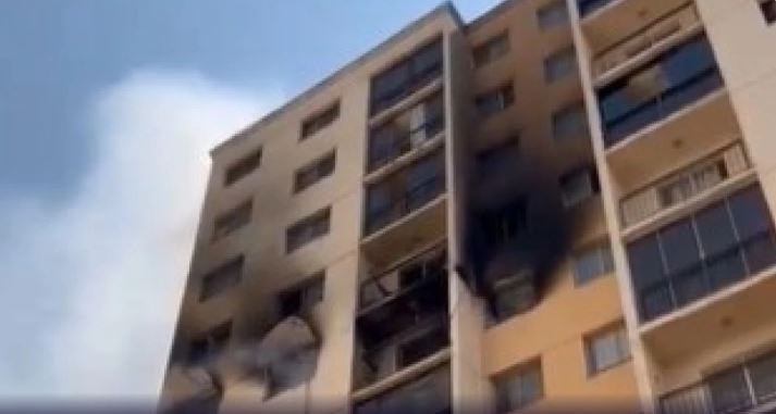 Casal e recém-nascido morrem ao pularem de prédio em chamas