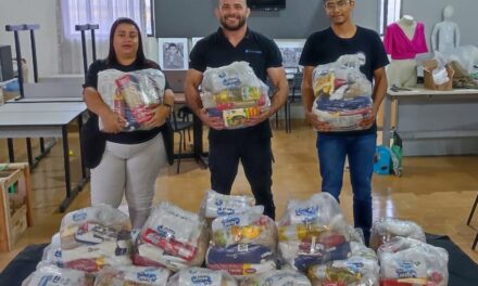 Instituto Tatame do Bem recebe doação de meia tonelada de alimentos da Uai Rango