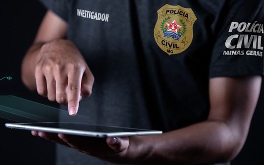 Polícia Civil indicia influenciadora digital por diversos crimes virtuais