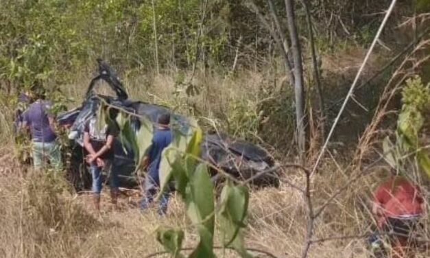 Acidente na BR-354 entre Campo Belo e Candeias deixa três mulheres feridas