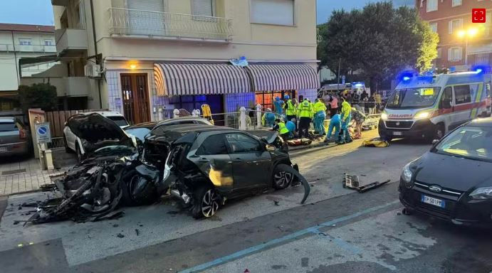 Brasileira mata duas turistas na Itália ao avançar sinal em alta velocidade