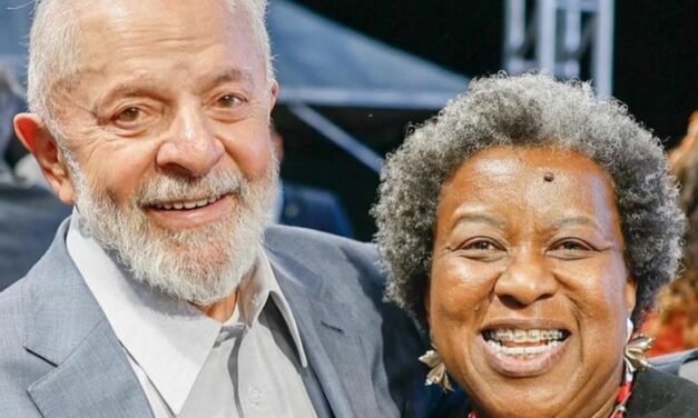 Lula escolhe deputada Macaé Evaristo como substituta de Silvio Almeida
