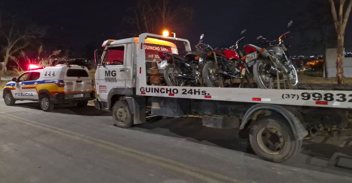Três motos são apreendidas durante operação em Arcos