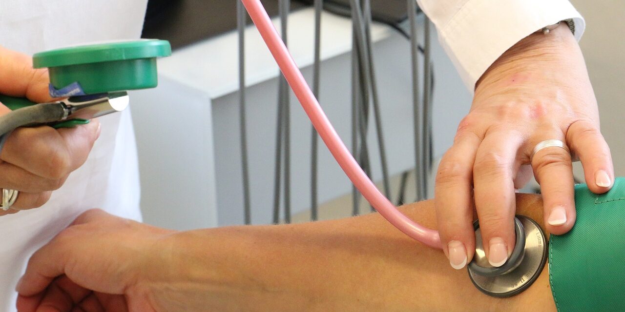 Cardiologista ensina 9 atitudes para prevenir pressão alta