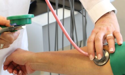 Cardiologista ensina 9 atitudes para prevenir pressão alta