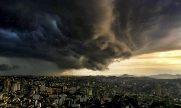 Tempestade com queda de granizo e ventos de até 100 km/h pode atingir cidades de MG; veja lista