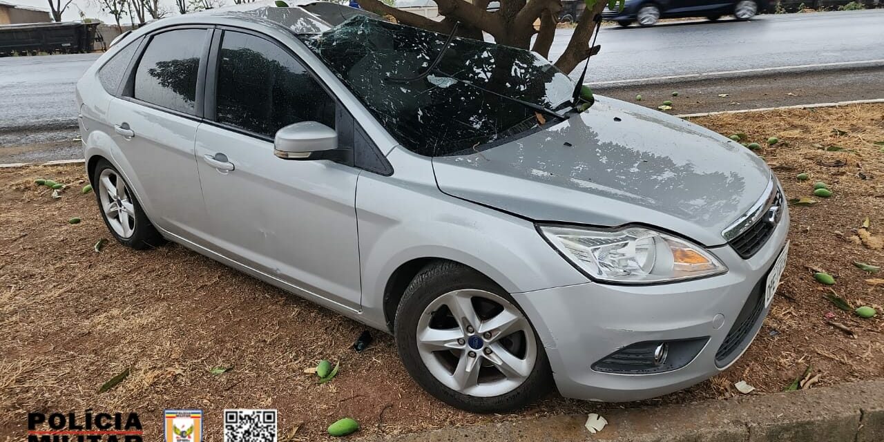 Homem fica ferido após acidente na BR-354, em Arcos