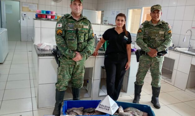 Polícia Ambiental flagra pesca ilegal em Furnas e apreende pescado