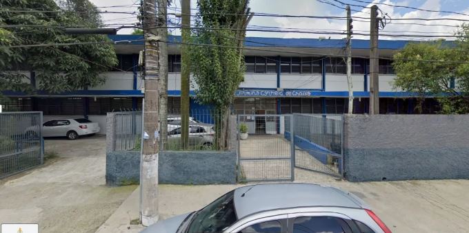 Carro do GSI é roubado na frente da escola que Lula votará em SBC