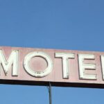 Três jovens matam idoso em motel após tentativa de abuso