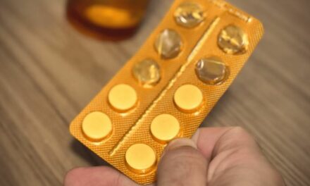 Duas pessoas são intoxicadas com paracetamol por dia em MG; conheça os riscos da superdosagem
