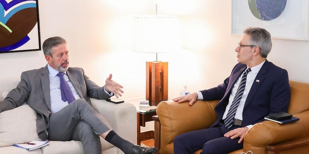 Zema se encontra com Arthur Lira para discutir projeto que revisa pagamento da dívida dos estados
