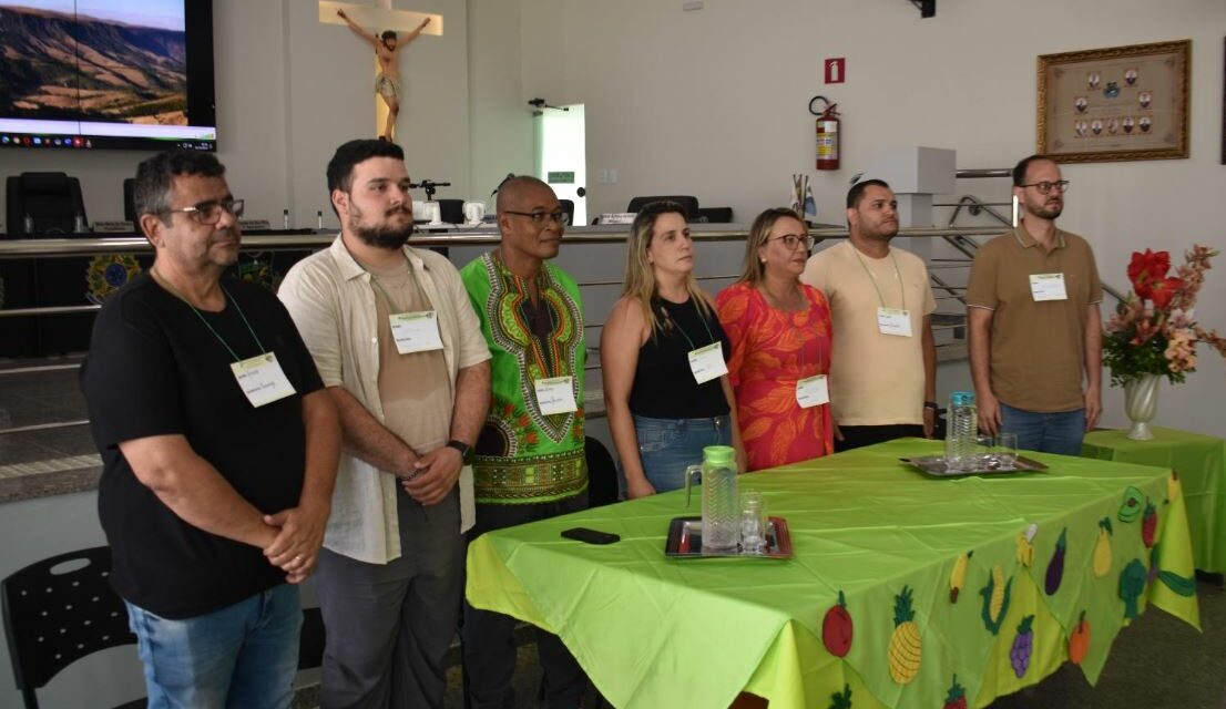 Formiga é representada no Encontro de Formação em Segurança Alimentar e Nutricional, em Piumhi