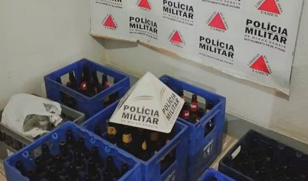 Dupla é presa após furto de caixas com garrafas de bebidas vazias em MG; dona de bar foi detida por receptação