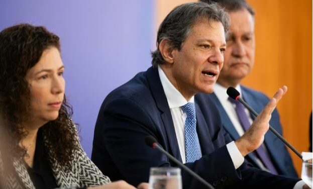 Haddad diz que poderá vir mais corte de gastos e negociará com Lula