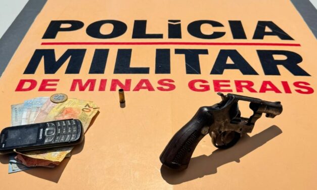 Dois são presos com arma e por importunação sexual na MG-050, em Formiga