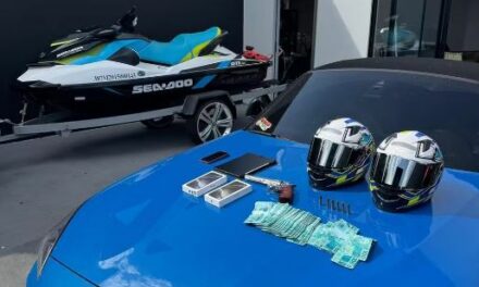 Polícia apreende itens de luxo em operação contra rifas e sorteios falsos em redes sociais em MG