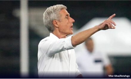 Atlético encaminha contratação do técnico Luís Castro