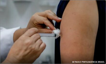 A cada 100 pessoas que têm tétano, cerca de 30 morrem