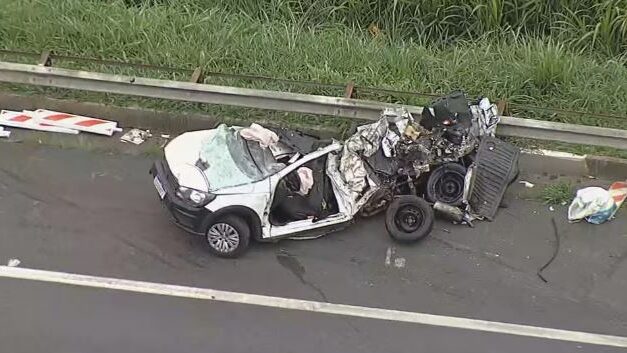Acidente provoca quatro mortes na Rodovia dos Bandeirantes
