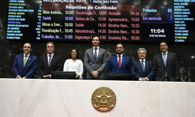 Deputado Tadeu Leite é reeleito presidente da ALMG