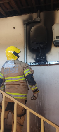 Em Arcos: incêndio é registrado em restaurande