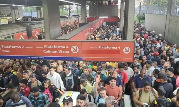 Descarrilamento interdita linhas Coral e Safira em São Paulo