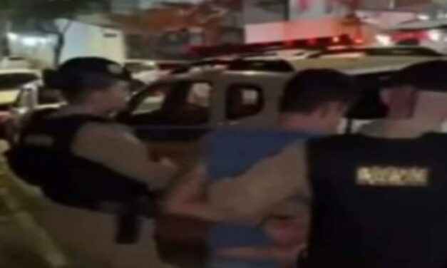 Motorista com sinais de embriaguez é preso depois de bater em oito carros