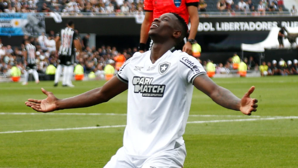 Luiz Henrique, do Botafogo, é eleito o Rei da América em 2024