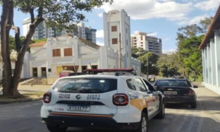 Idoso é atingido com pedra na cabeça durante assalto em Divinópolis