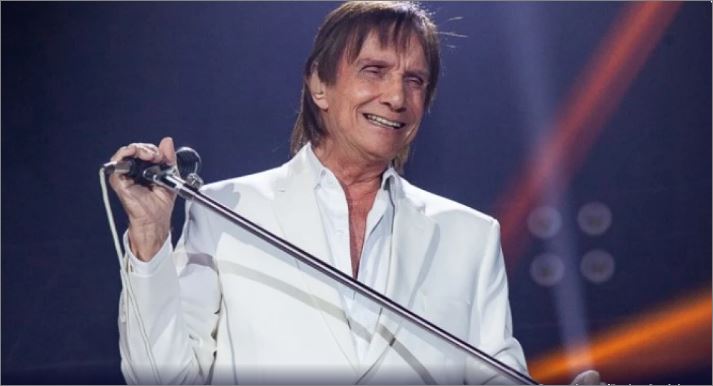TV Globo exibe show especial de Roberto Carlos na noite desta sexta-feira